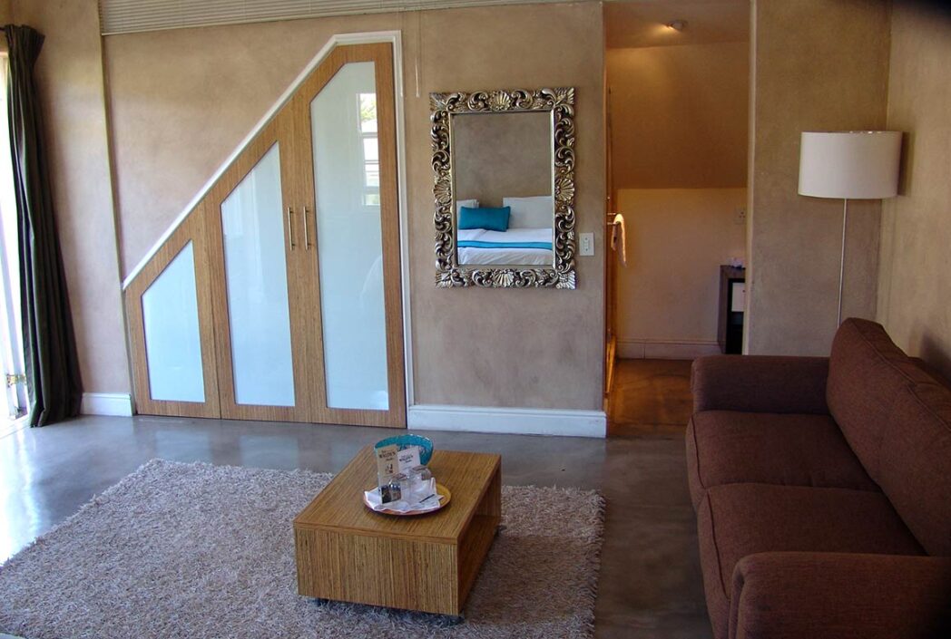 Room-9-4